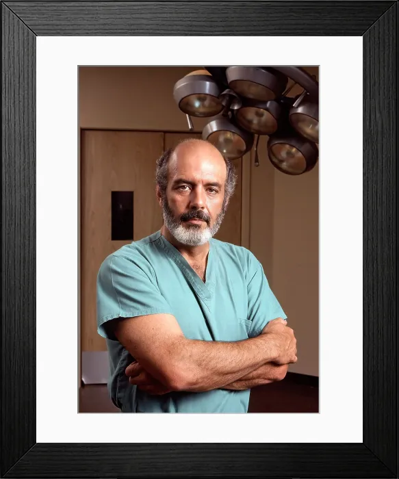 Framed Print : TRAPPER JOHN, M.D. Pernell Roberts, (1979), 1979-1986 Framed Print : TRAPPER JOHN, M.D. Pernell Roberts, (1979), 1979-1986