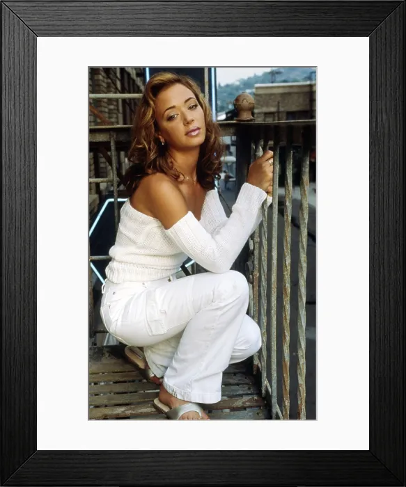 Framed Print : THE KING OF QUEENS, Leah Remini, (1999), 1998-2007