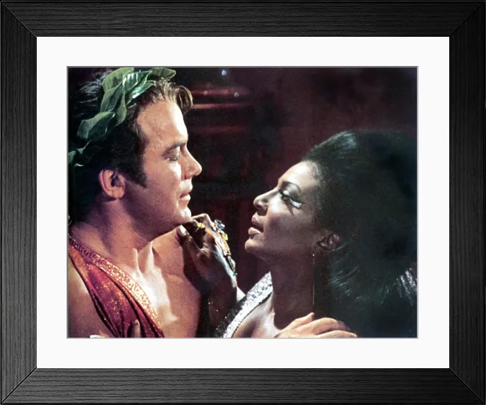 Framed Print : STAR TREK, William Shatner, Nichelle Nichols, Season 3, Episode 67, Plato's Stepchildren. The first interracial kiss on TV, November 22, 1968