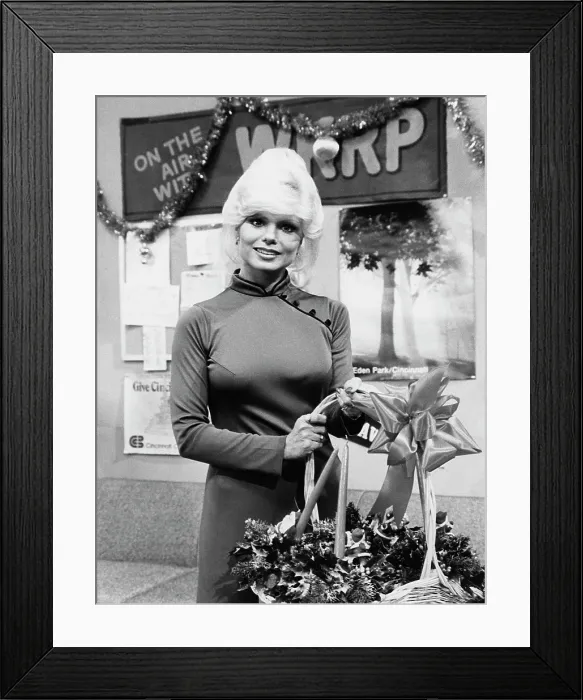 Framed Print : WKRP IN CINCINNATI, Loni Anderson, 1978-1982