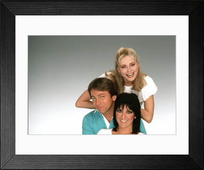Framed Print : THREE'S COMPANY, Priscilla Barnes, John Ritter, Joyce DeWitt, (1981), 1977-84 Framed Print : THREE'S COMPANY, Priscilla Barnes, John Ritter, Joyce DeWitt, (1981), 1977-84