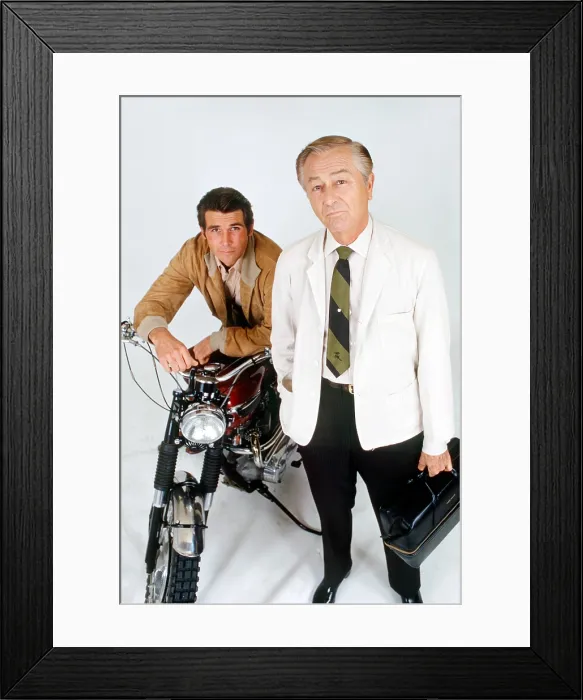 Framed Print : MARCUS WELBY, M.D. from left: James Brolin, Robert Young, (1969), 1969-76