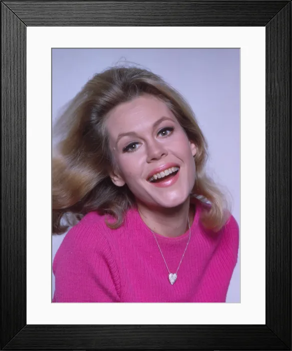 Framed Print : BEWITCHED, Elizabeth Montgomery, 1964-1972
