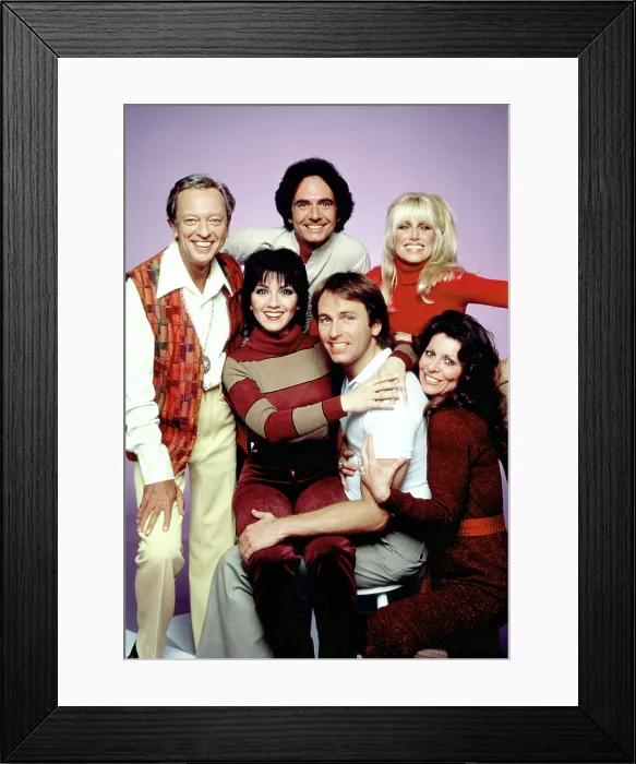 Framed Print : THREE'S COMPANY, from left: Don Knotts, Joyce DeWitt, Richard Kline, John Ritter, Suzanne Somers, Ann Wedgeworth, (Season 4), 1977-84