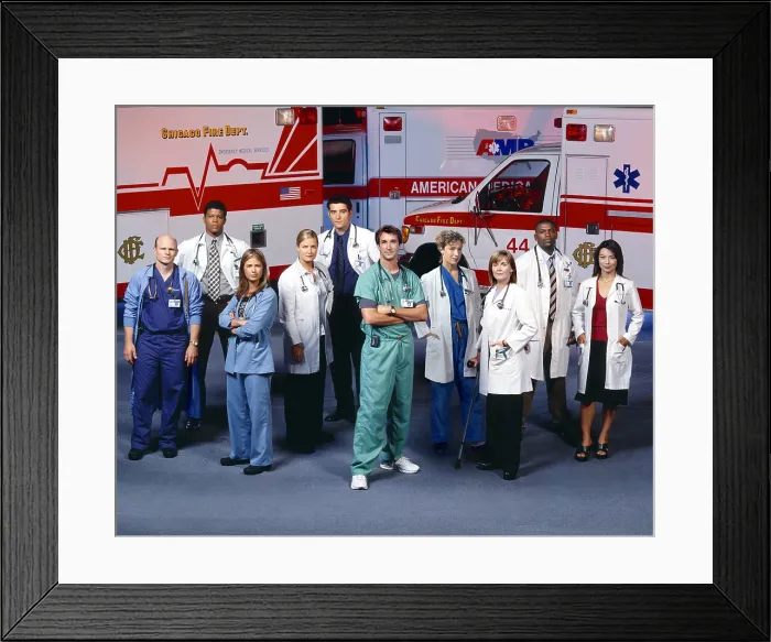 Framed Print : E.R. Paul McCrane, Sharif Atkins, Maura Tierney, Sherry Stringfield, Goran Visnjic, Noah Wyle, Michael Michele, Laura Innes, Mekhi Phifer, Ming-Na, (Season 9), 1994-2009