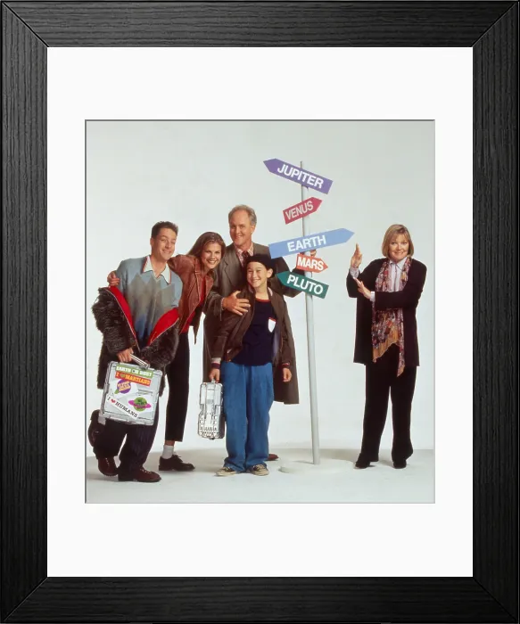 Framed Print : 3RD ROCK FROM THE SUN, from left: Kristen Johnston, French Stewart, John Lithgow, Jane Curtin, Joseph Gordon-Levitt, 1996-2001