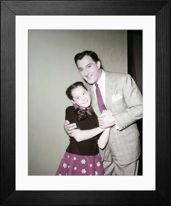 Framed Print : MAKE ROOM FOR DADDY, (aka THE DANNY THOMAS SHOW), from left: Sherry Jackson, Danny Thomas, (1953) 1953-1965 Framed Print : MAKE ROOM FOR DADDY, (aka THE DANNY THOMAS SHOW), from left: Sherry Jackson, Danny Thomas, (1953) 1953-1965