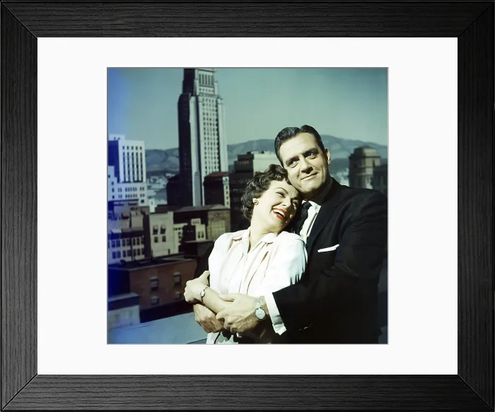 Framed Print : PERRY MASON, from left: Barbara Hale, Raymond Burr, 1957-1966