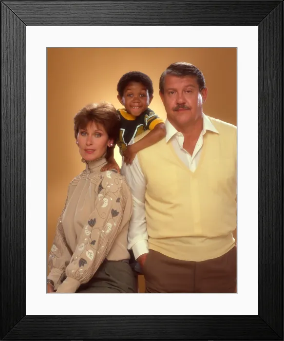 Framed Print : WEBSTER, (from left): Susan Clark, Emmanuel Lewis, Alex Karras, 1983-87
