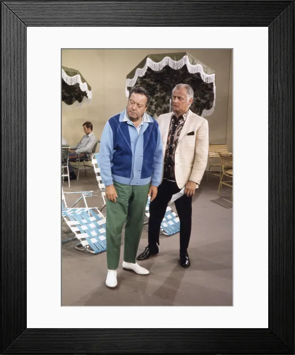 Framed Print : THE JACKIE GLEASON SHOW (aka THE HONEYMOONERS), from left, Jackie Gleason, Art Carney, 1966-70