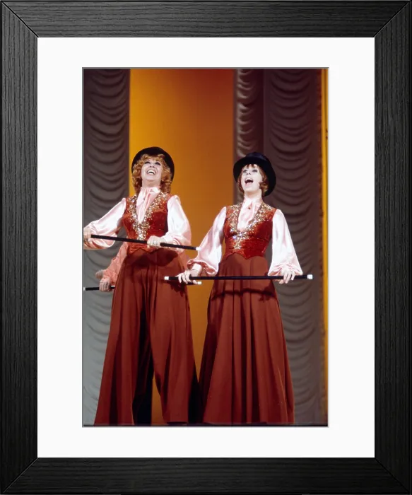 Framed Print : SILLS AND BURNETT AT THE MET, from left: Beverly Sills, Carol Burnett, 1976, (aired November 25, 1976) Framed Print : SILLS AND BURNETT AT THE MET, from left: Beverly Sills, Carol Burnett, 1976, (aired November 25, 1976)