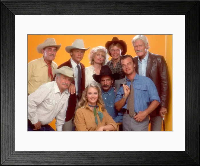 Framed Print : THE YELLOW ROSE, front from left: Noah Beery Jr. Cybill Shepherd, Sam Elliott, Edward Albert; back row from left: Ken Curtis, David Soul, Susan Anspach, Tom Schanley Framed Print : THE YELLOW ROSE, front from left: Noah Beery Jr. Cybill Shepherd, Sam Elliott, Edward Albert; back row from left: Ken Curtis, David Soul, Susan Anspach, Tom Schanley