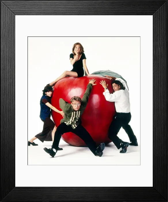 Framed Print : CAROLINE IN THE CITY, from left: Amy Pietz, Lea Thompson (top), Malcolm Gets, Eric Lutes, 1995-1999 Framed Print : CAROLINE IN THE CITY, from left: Amy Pietz, Lea Thompson (top), Malcolm Gets, Eric Lutes, 1995-1999