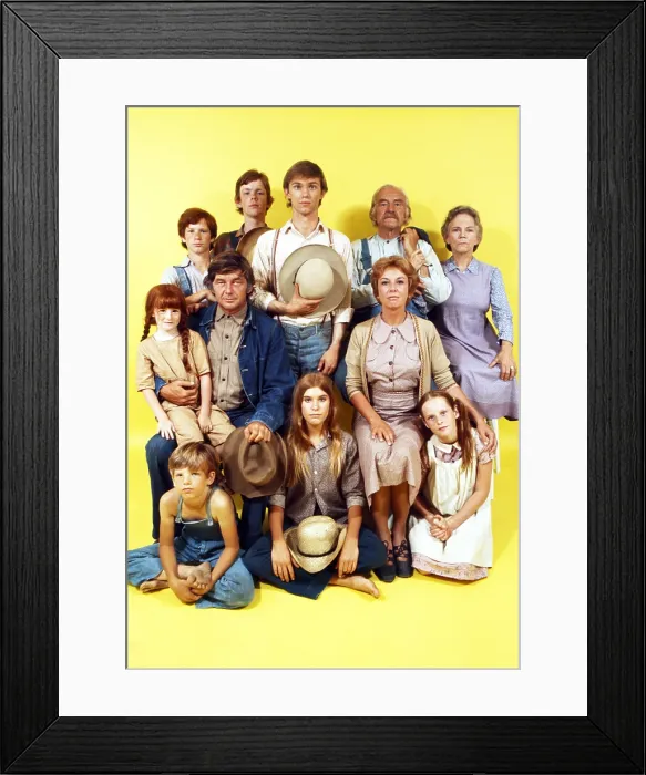 Framed Print : THE WALTONS, top, from left: Eric Scott, Jon Walmsley, Richard Thomas, Will Geer, Ellen Corby, middle row, from left: Kami Cotler, Ralph Waite, Michael Learned, bottom