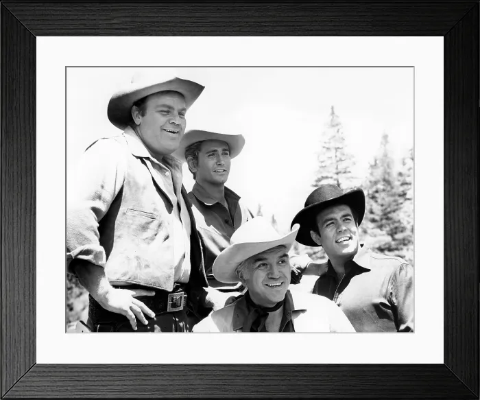 Framed Print : BONANZA, from left: Dan Blocker, Michael Landon, Lorne Greene, Pernell Roberts, (Season 4, premiered September 23, 1962), 1959-1973