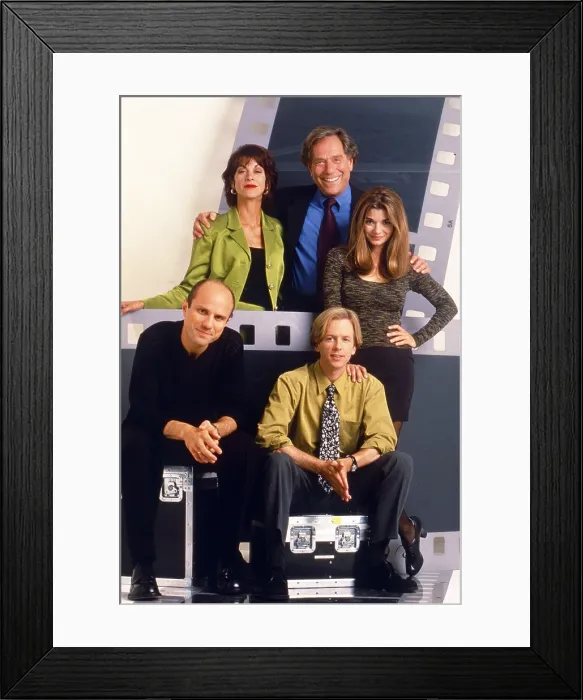Framed Print : JUST SHOOT ME, from left: Enrico Colantoni, Wendie Malick, George Segal, David Spade (front), Laura San Giacomo, 1997-2003