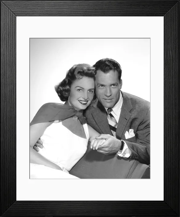 Framed Print : DONNA REED SHOW, Donna Reed, Carl Betz, 1958-1966 Framed Print : DONNA REED SHOW, Donna Reed, Carl Betz, 1958-1966