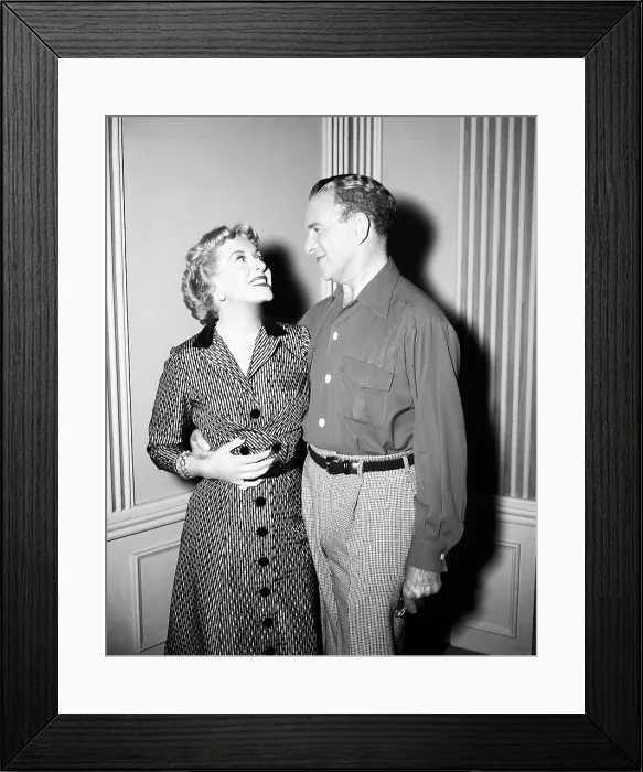Framed Print : THE GEORGE BURNS AND GRACIE ALLEN SHOW, from left: Gracie Allen, George Burns, 1950-1958 Framed Print : THE GEORGE BURNS AND GRACIE ALLEN SHOW, from left: Gracie Allen, George Burns, 1950-1958