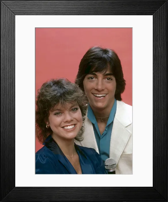 Framed Print : JOANIE LOVES CHACHI, from left: Erin Moran, Scott Baio, 1982-83 Framed Print : JOANIE LOVES CHACHI, from left: Erin Moran, Scott Baio, 1982-83
