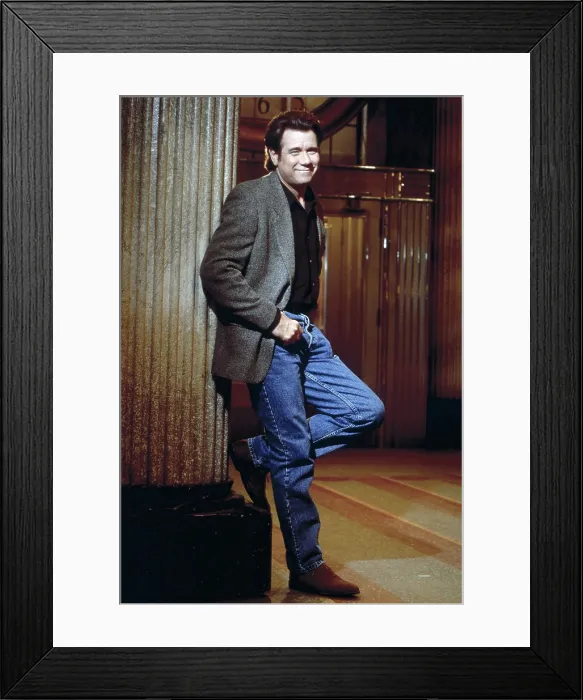 Framed Print : THE JOHN LARROQUETTE SHOW, John Larroquette, 1993-96 Framed Print : THE JOHN LARROQUETTE SHOW, John Larroquette, 1993-96