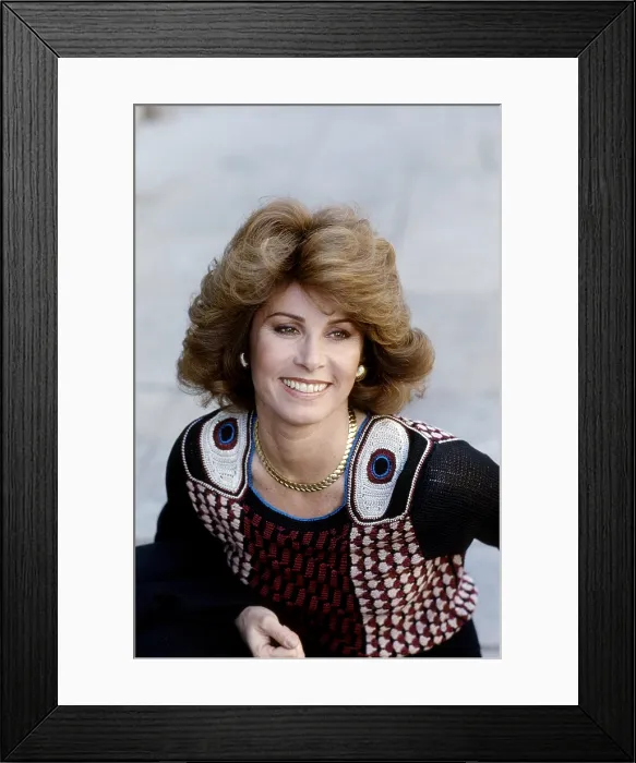 Framed Print : HART TO HART, Stefanie Powers, 1979-84