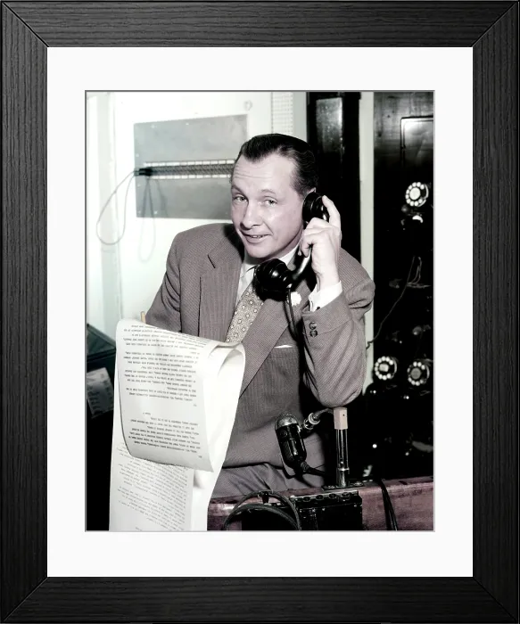 Framed Print : NBC NEWS CARAVAN, (aka CAMEL NEWS CARAVAN), John Cameron Swayze, on-set, 1949-56