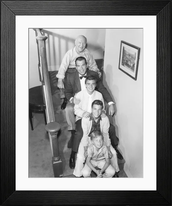Framed Print : MY THREE SONS, from top down: William Frawley, Fred MacMurray, Tim Considine, Don Grady, Stanley Livingston, (1960-1965), 1960-1972