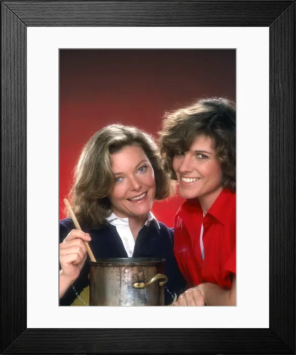 Framed Print : KATE & ALLIE, from left: Jane Curtin, Susan Saint James, (1984), 1984-1989