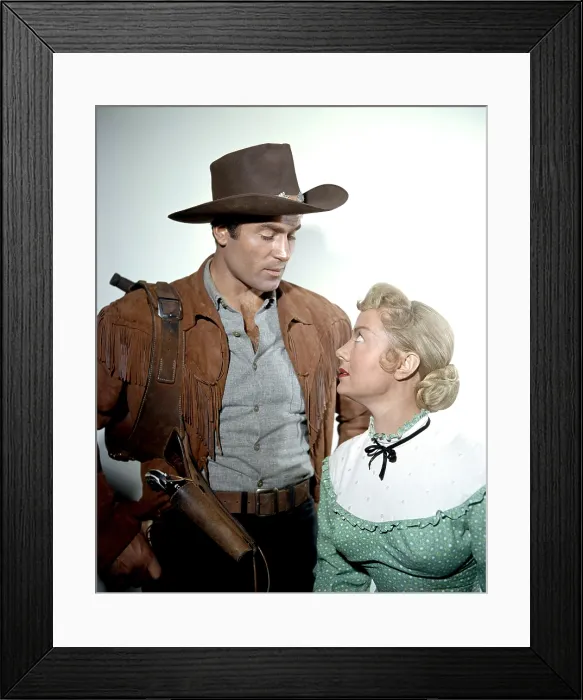 Framed Print : CHEYENNE, from left, Clint Walker, Audrey Totter, The Empty Gun, (aired February 25, 1958), 1955-1963