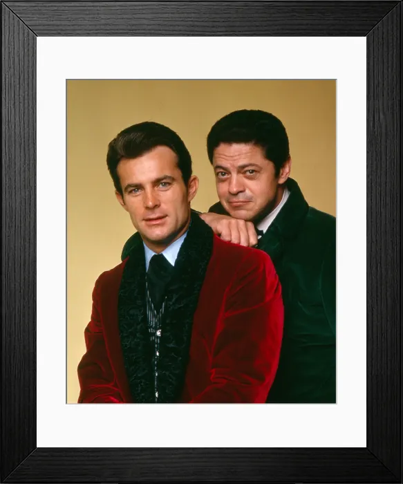 Framed Print : WILD WILD WEST, Robert Conrad, Ross Martin, 1965-1970