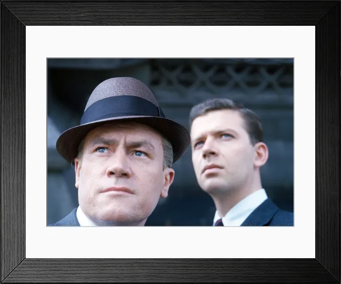 Framed Print : THE DEFENDERS, from left: E.G. Marshall, Robert Reed, 1961-1965 Framed Print : THE DEFENDERS, from left: E.G. Marshall, Robert Reed, 1961-1965