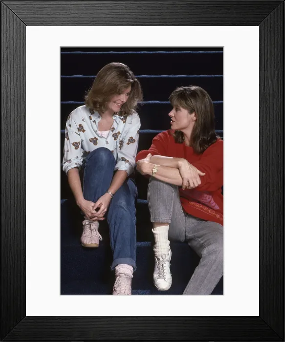 Framed Print : KATE & ALLIE, from left: Jane Curtin, Susan Saint James, (Season 3), 1984-89