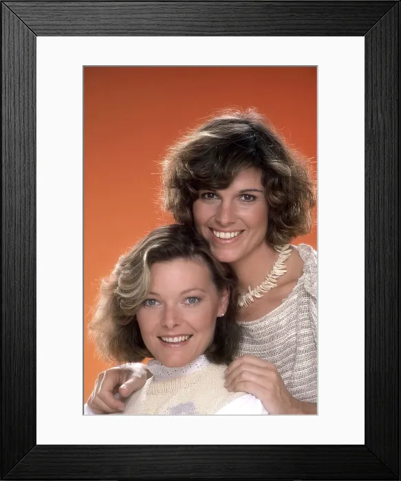Framed Print : KATE & ALLIE, from left: Jane Curtin, Susan Saint James, (1984), 1984-1989