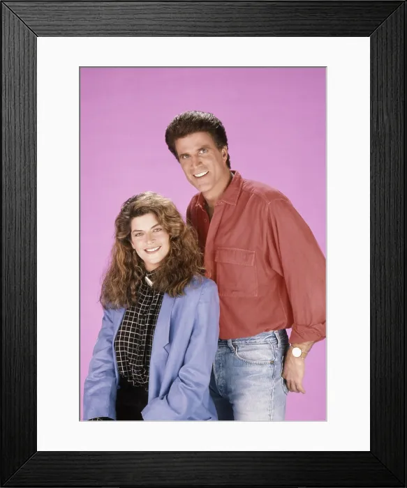 Framed Print : CHEERS, from left, Kirstie Alley, Ted Danson, 1982-93 (ca. 1987 photo) Framed Print : CHEERS, from left, Kirstie Alley, Ted Danson, 1982-93 (ca. 1987 photo)