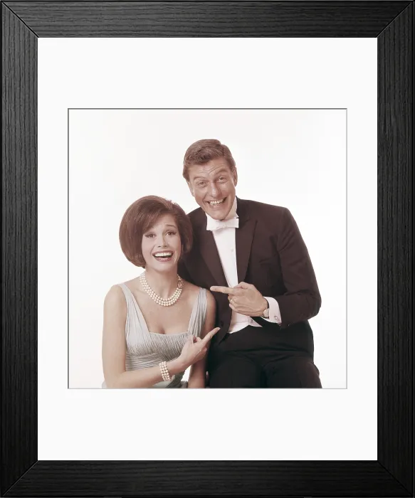 Framed Print : THE DICK VAN DYKE SHOW, from left: Mary Tyler Moore, Dick Van Dyke, 1961-1966 Framed Print : THE DICK VAN DYKE SHOW, from left: Mary Tyler Moore, Dick Van Dyke, 1961-1966