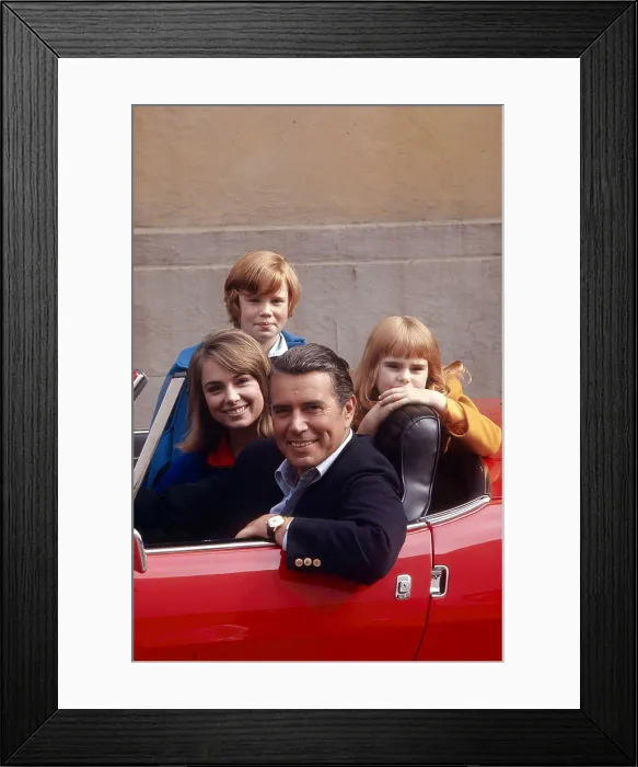 Framed Print : TO ROME WITH LOVE, clockwise from top: Melanie Fullerton, John Forsythe, Joyce Menges, Susan Neher, (1970), 1969-1971