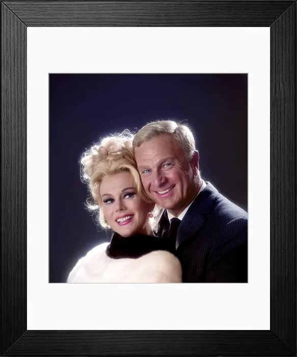Framed Print : GREEN ACRES, Eva Gabor, Eddie Albert, (1966), 1965-1971 Framed Print : GREEN ACRES, Eva Gabor, Eddie Albert, (1966), 1965-1971