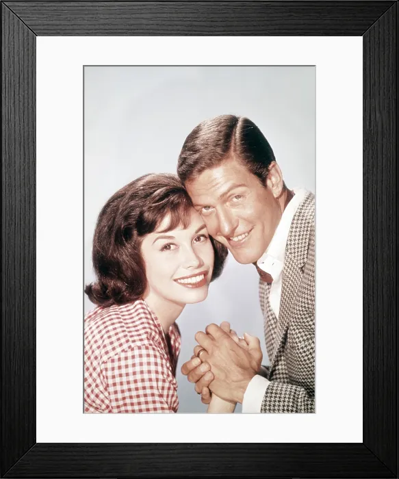 Framed Print : THE DICK VAN DYKE SHOW, from left: Mary Tyler Moore, Dick Van Dyke, 1961-1966 Framed Print : THE DICK VAN DYKE SHOW, from left: Mary Tyler Moore, Dick Van Dyke, 1961-1966