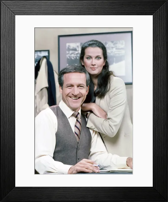 Framed Print : HILL STREET BLUES, from left: Daniel J. Travanti, Veronica Hamel, (1984), 1981-1987 Framed Print : HILL STREET BLUES, from left: Daniel J. Travanti, Veronica Hamel, (1984), 1981-1987
