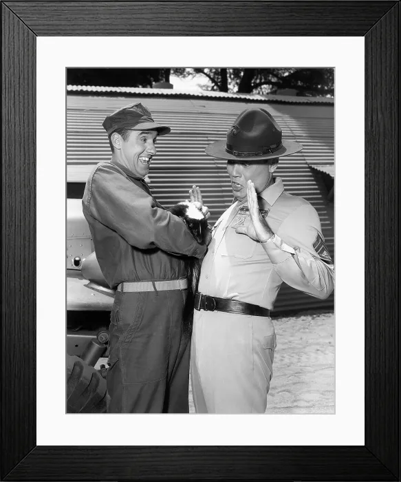 Framed Print : GOMER PYLE, U.S.M.C. from left: Jim Nabors, Frank Sutton, 1964-1969 Framed Print : GOMER PYLE, U.S.M.C. from left: Jim Nabors, Frank Sutton, 1964-1969
