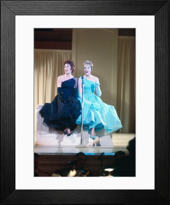 Framed Print : JULIE AND CAROL AT CARNEGIE HALL, from left: Carol Burnett, Julie Andrews, 1962 Framed Print : JULIE AND CAROL AT CARNEGIE HALL, from left: Carol Burnett, Julie Andrews, 1962