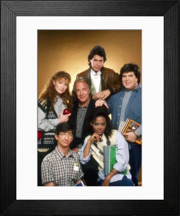 Framed Print : HEAD OF THE CLASS, from left: Khrystyne Haje (top), Dan Frischman, Howard Hesseman, Brian Robbins (top), Robin Givens, Dan Schneider, 1986, 1986-1991 Framed Print : HEAD OF THE CLASS, from left: Khrystyne Haje (top), Dan Frischman, Howard Hesseman, Brian Robbins (top), Robin Givens, Dan Schneider, 1986, 1986-1991