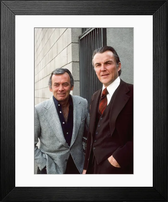 Framed Print : HARRY O, from left: David Janssen, Anthony Zerbe, 1976, 1973-1976