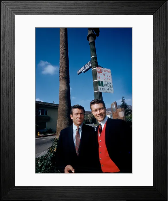 Framed Print : 77 SUNSET STRIP, from left: Efrem Zimbalist Jr. Roger Smith, 1958-1964 Framed Print : 77 SUNSET STRIP, from left: Efrem Zimbalist Jr. Roger Smith, 1958-1964