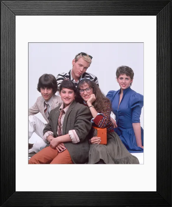 Framed Print : SQUARE PEGS, clockwise from top left: John Femia, Merritt Butrick, Tracy Nelson, Sarah Jessica Parker, Amy Linker, (1982), 1982-83