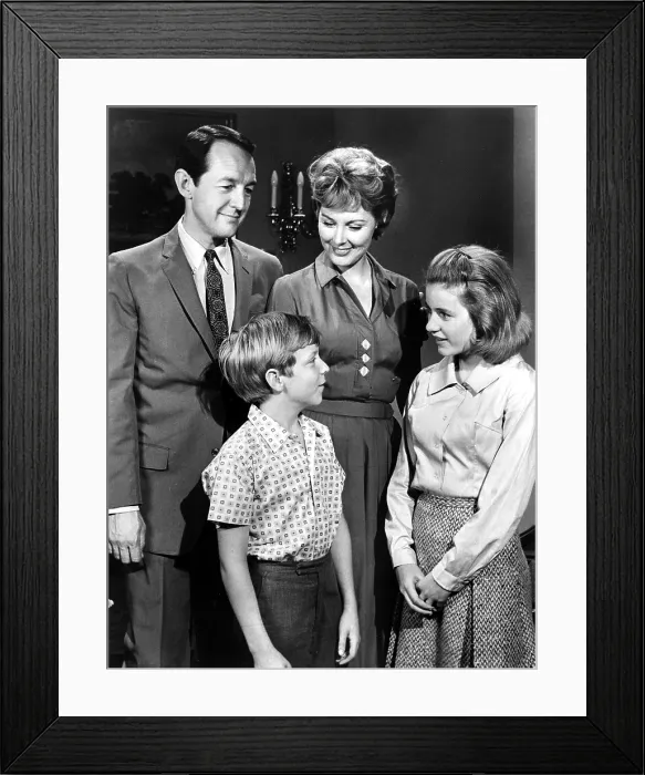 Framed Print : PATTY DUKE SHOW, William Schallert, Paul O'Keefe, Jean Byron, Patty Duke, 1963-1966