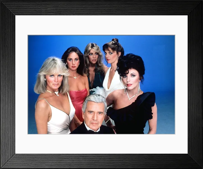Framed Print : DYNASTY, clockwise from far left: Linda Evans, Pamela Bellwood, Heather Locklear, Pamela Sue Martin, Joan Collins, John Forsythe, 1981-1989 Framed Print : DYNASTY, clockwise from far left: Linda Evans, Pamela Bellwood, Heather Locklear, Pamela Sue Martin, Joan Collins, John Forsythe, 1981-1989