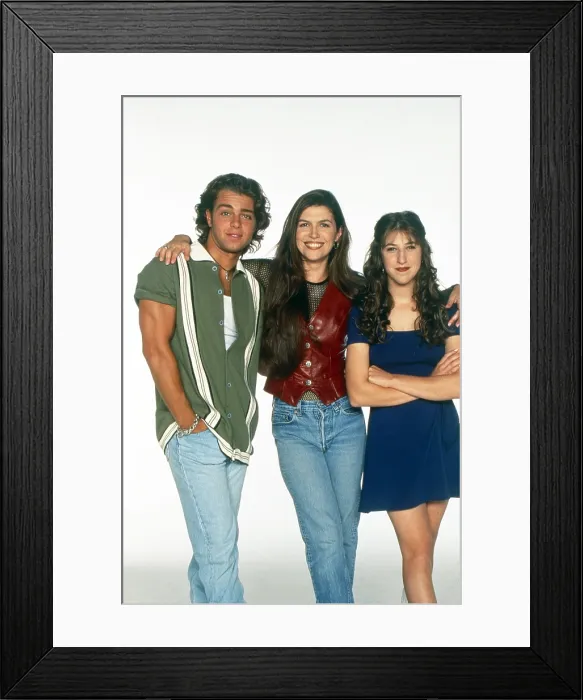 Framed Print : BLOSSOM, from left: Joey Lawrence, Finola Hughes, Mayim Bialik, (1990-1995)