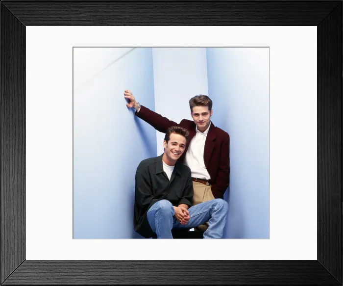 Framed Print : BEVERLY HILLS, 90210, from left: Luke Perry, Jason Priestley, 1990-2000