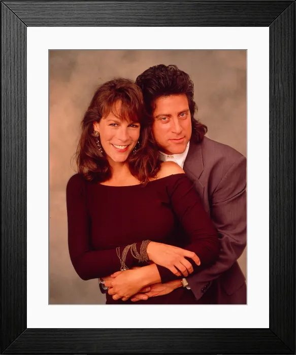 Framed Print : ANYTHING BUT LOVE, Jamie Lee Curtis, Richard Lewis, 1989-1992 Framed Print : ANYTHING BUT LOVE, Jamie Lee Curtis, Richard Lewis, 1989-1992